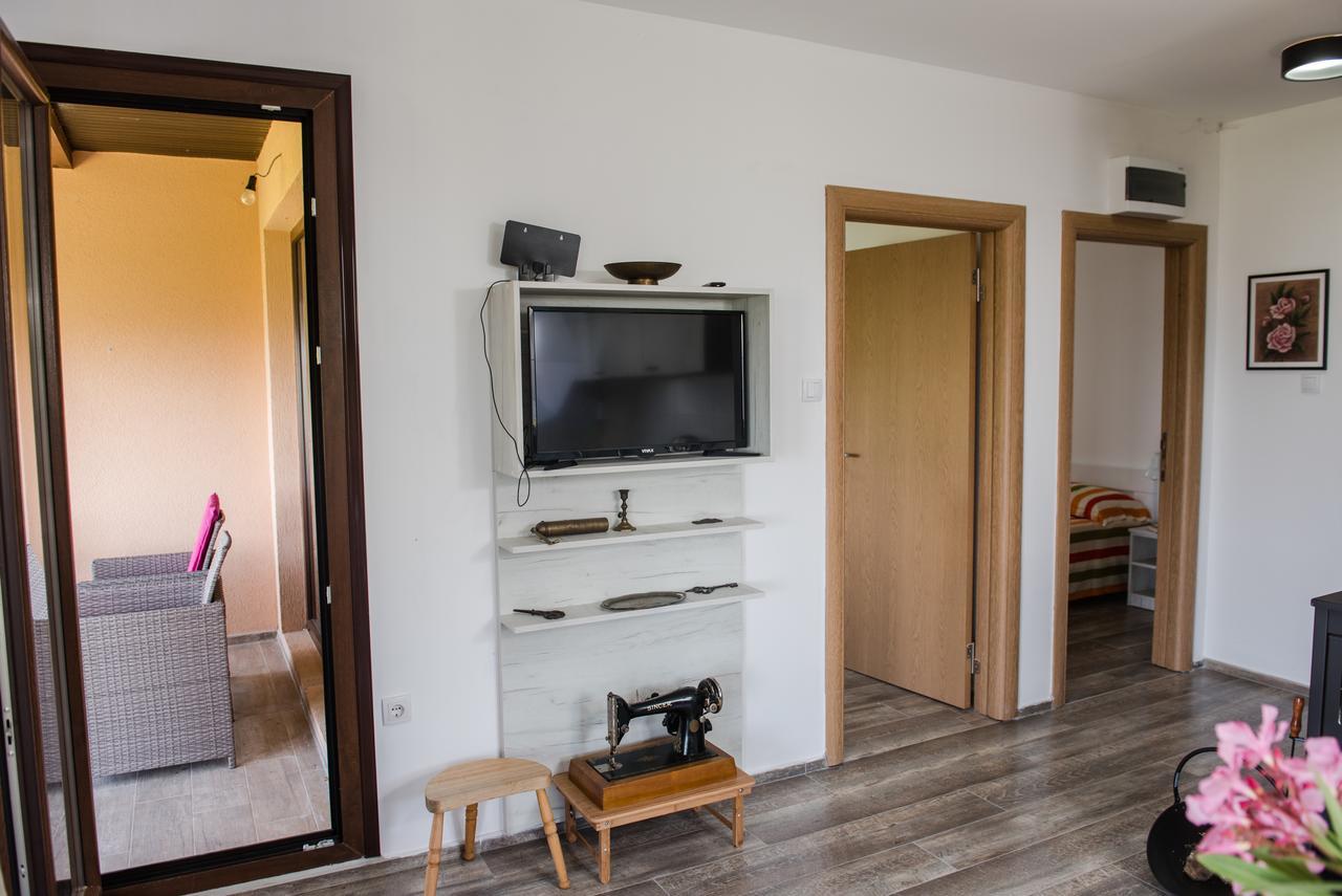 Sunset Holiday Home Тиват Экстерьер фото